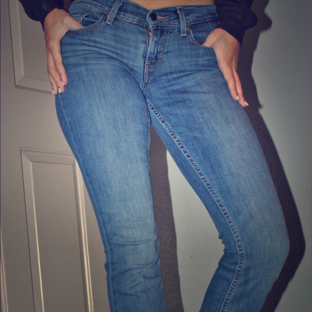 Levi bootcut jeans